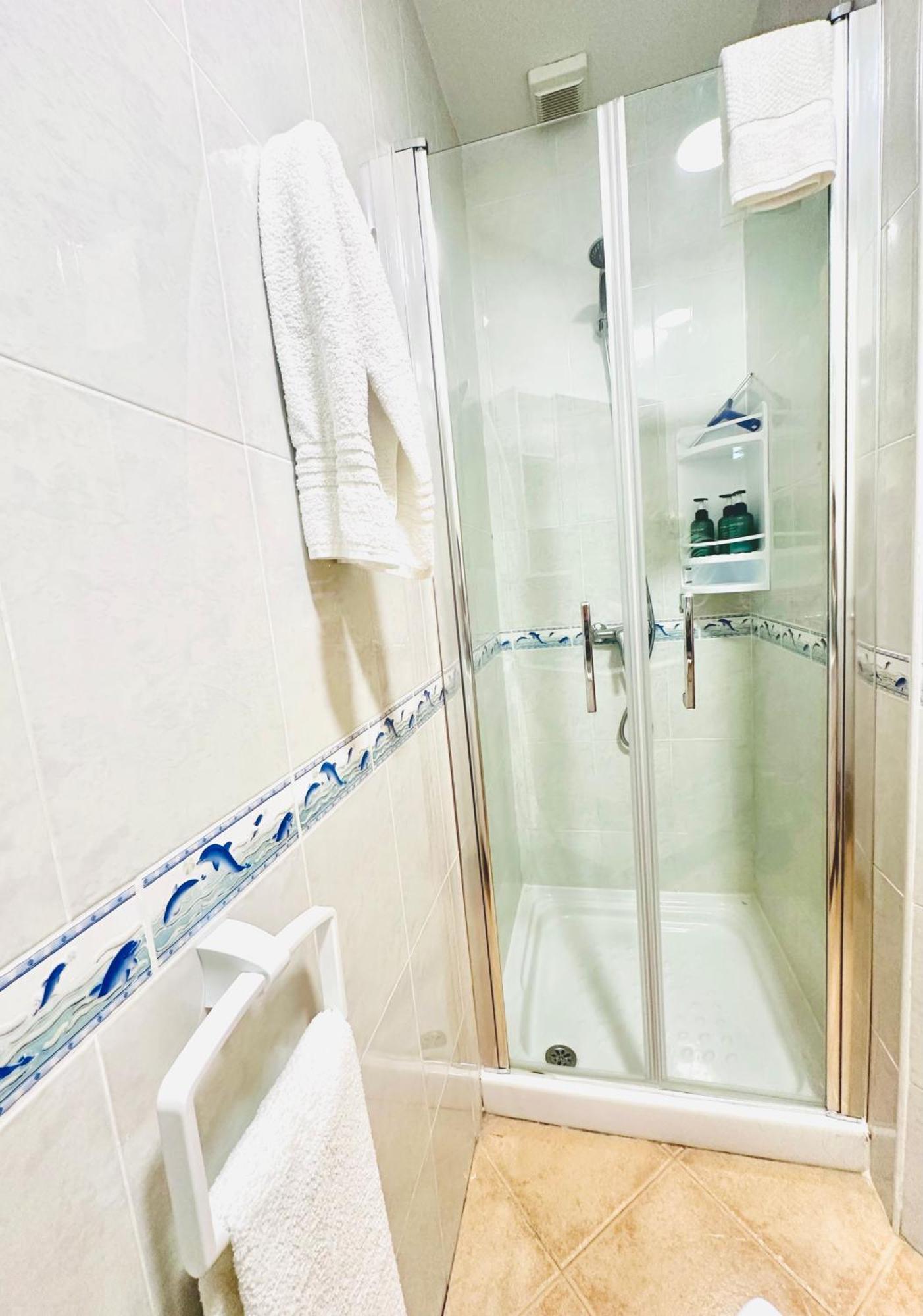 Centre Village Apartment Ла Кала де Михас Екстериор снимка